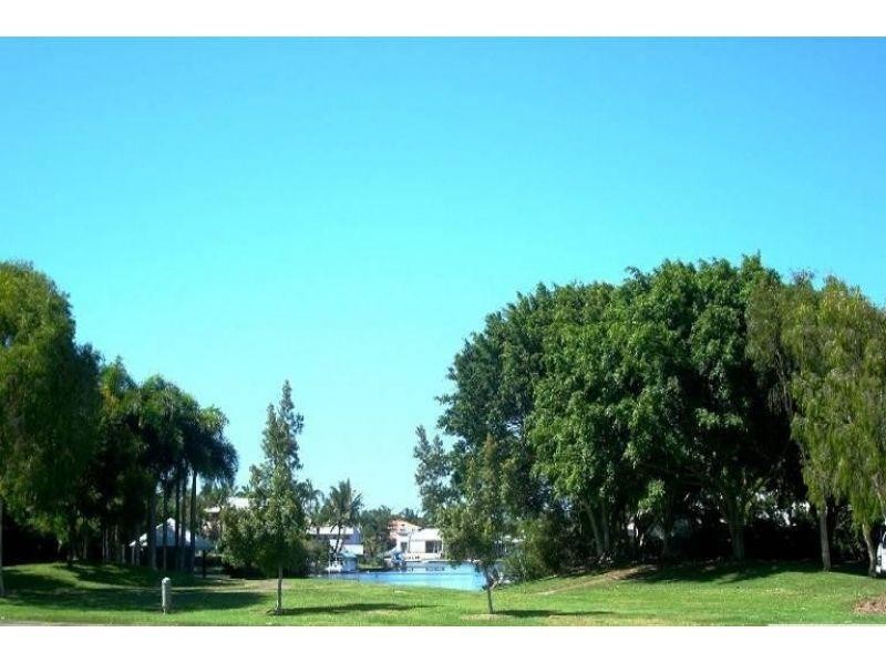 42 Shorehaven Dr, Noosaville QLD 4566