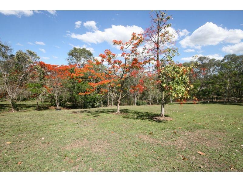 Spring Road, Victory Heights QLD 4570