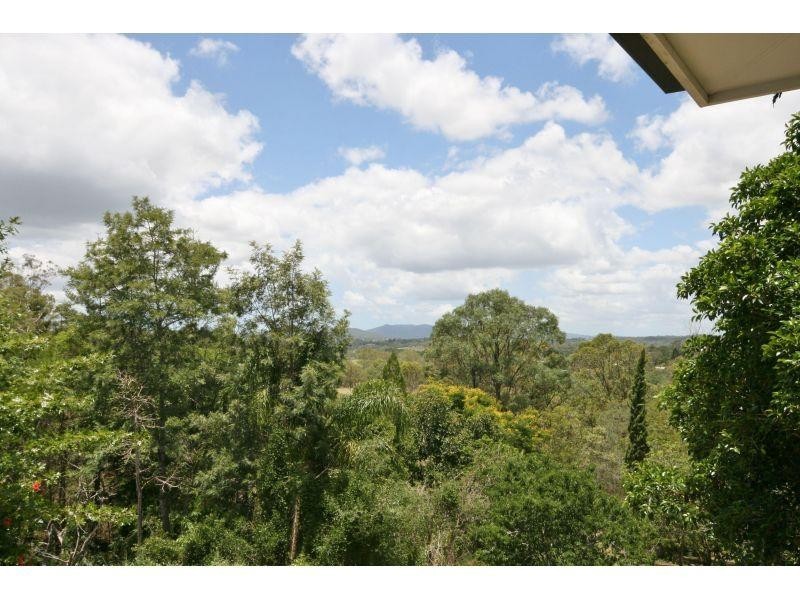 Spring Road, Victory Heights QLD 4570