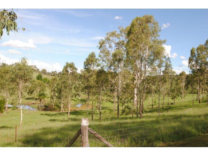 52 Reid Road, Widgee QLD 4570