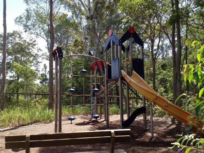 24 Moorhen Place, Noosaville QLD 4566