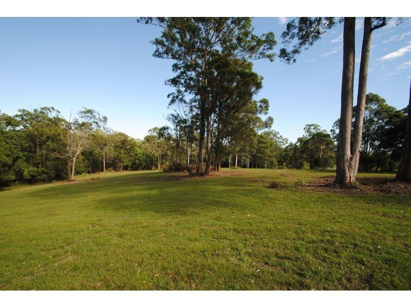 25  Megan Road, Southside QLD 4570