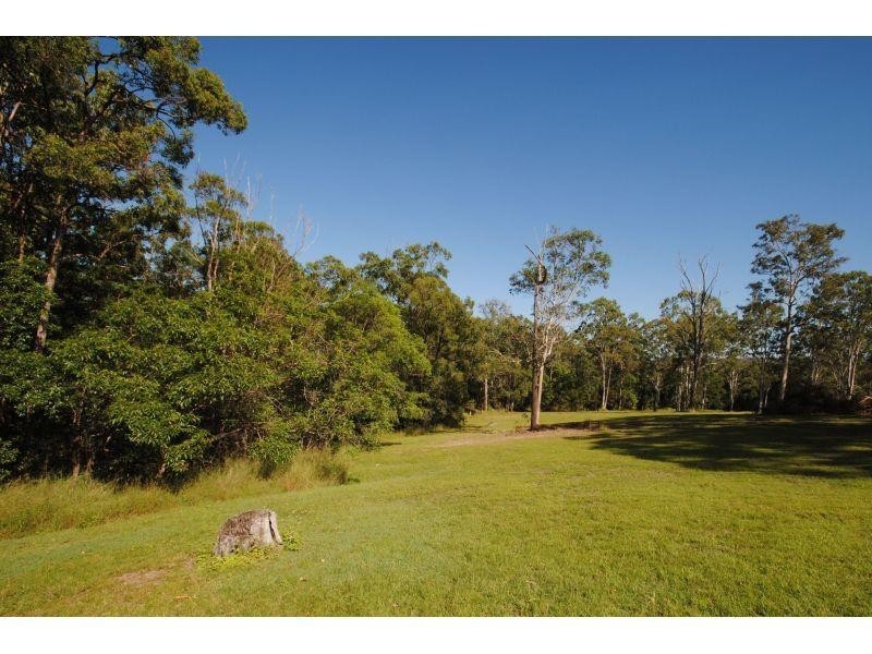 25  Megan Road, Southside QLD 4570