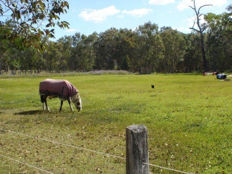 1 & 274 Illawarra Dr &  Illoura Pl, Cooroibah QLD 4565