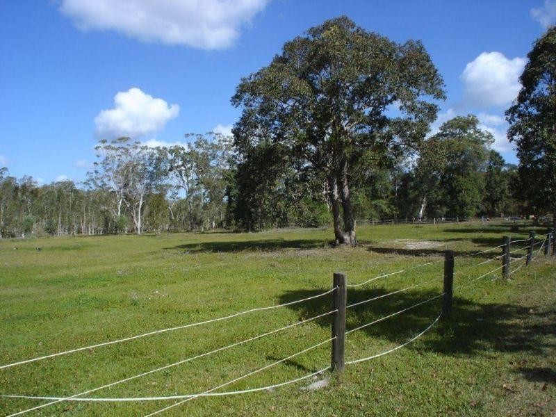1 & 274 Illawarra Dr &  Illoura Pl, Cooroibah QLD 4565
