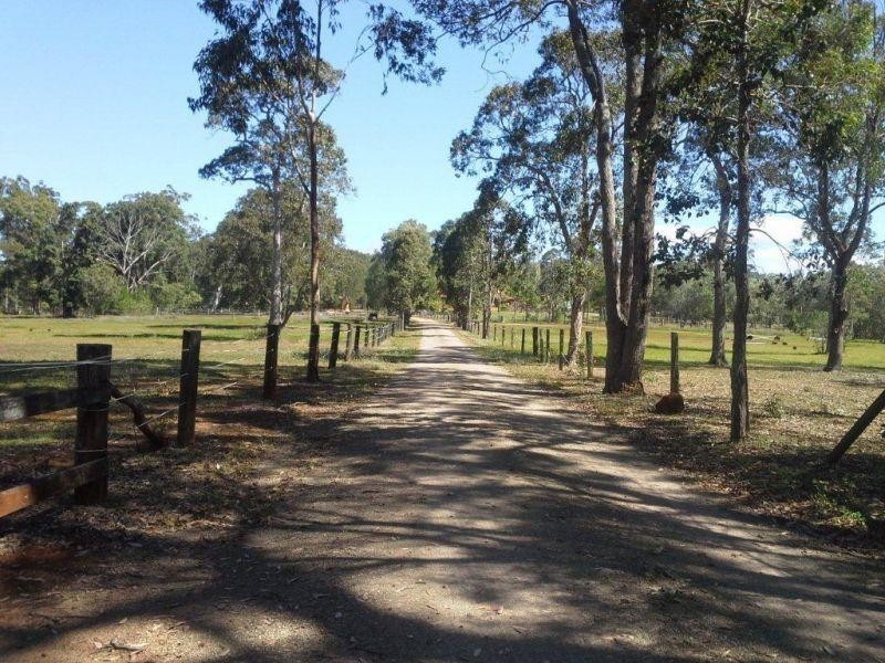 1 & 274 Illawarra Dr &  Illoura Pl, Cooroibah QLD 4565