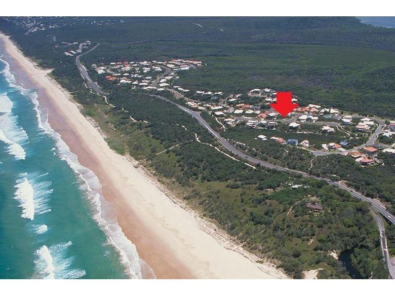 4 Antipodes Close, Castaways Beach QLD 4567
