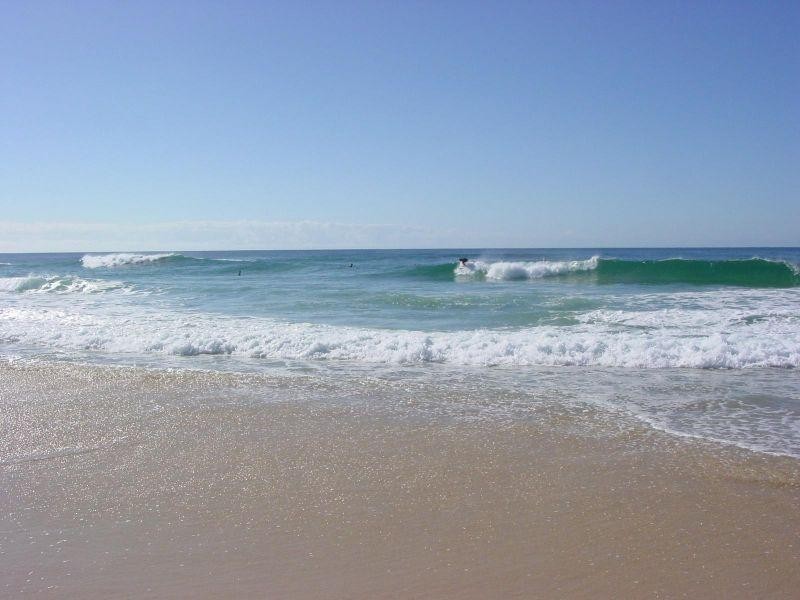 4 Antipodes Close, Castaways Beach QLD 4567