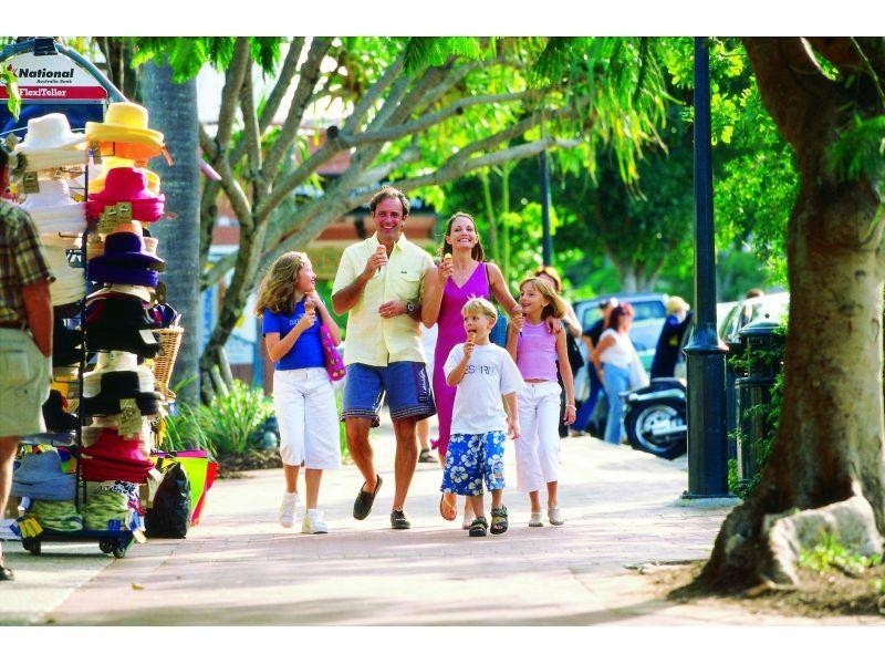 25 Grant Street, Noosa Heads QLD 4567