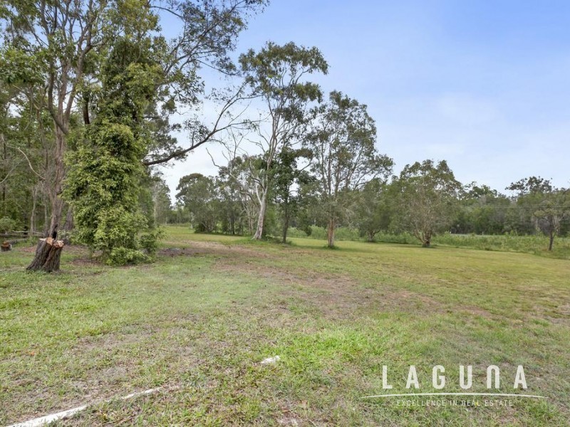 26 Illoura Place, Cooroibah QLD 4565