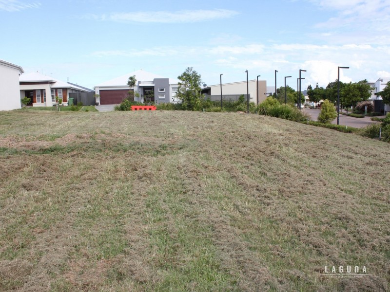 125 Hollyhock Crescent, Noosa Heads QLD 4567