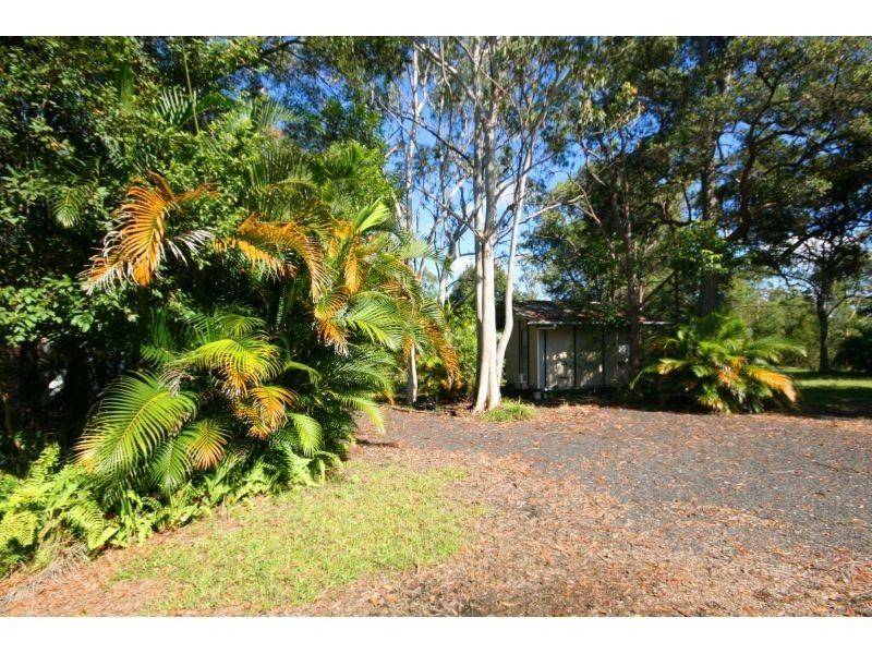 6 Harmony Court, Cooroibah QLD 4565