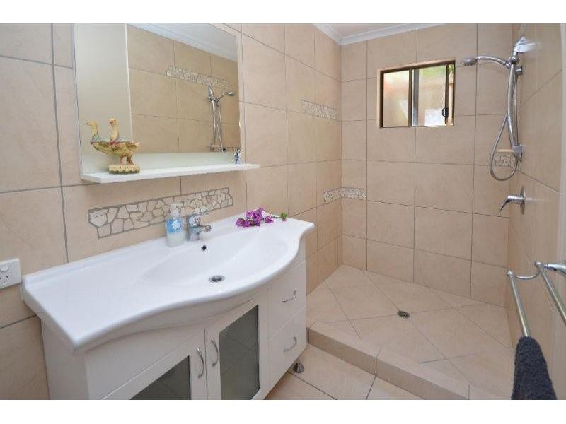 2 Southern Cross Parade, Sunrise Beach QLD 4567
