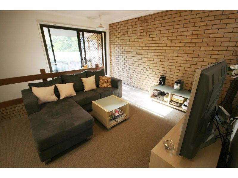 3/8 Hilton Terrace, Tewantin QLD 4565