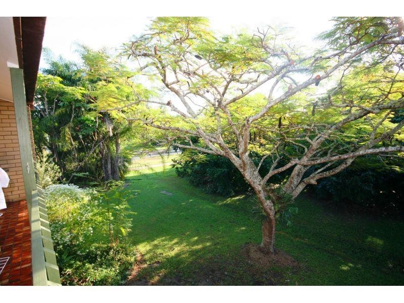 3/8 Hilton Terrace, Tewantin QLD 4565