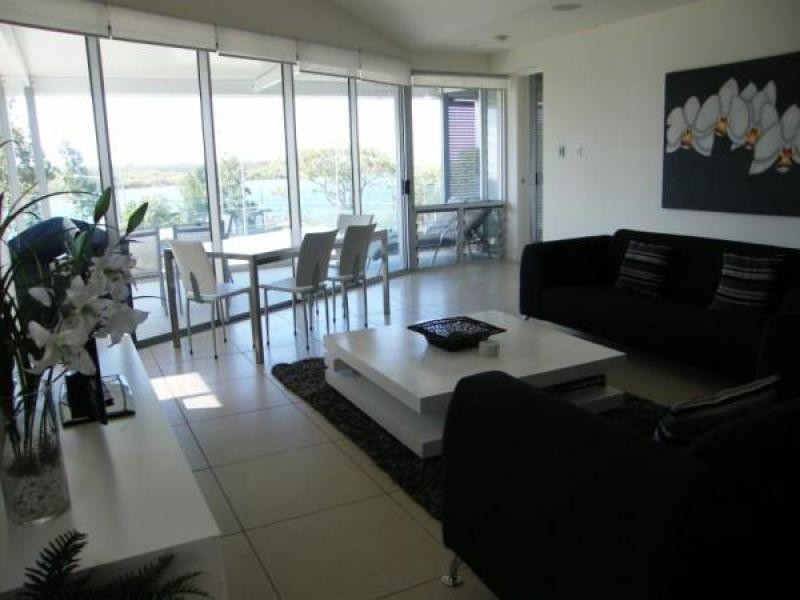3/215 Gympie Terrace, Noosaville QLD 4566