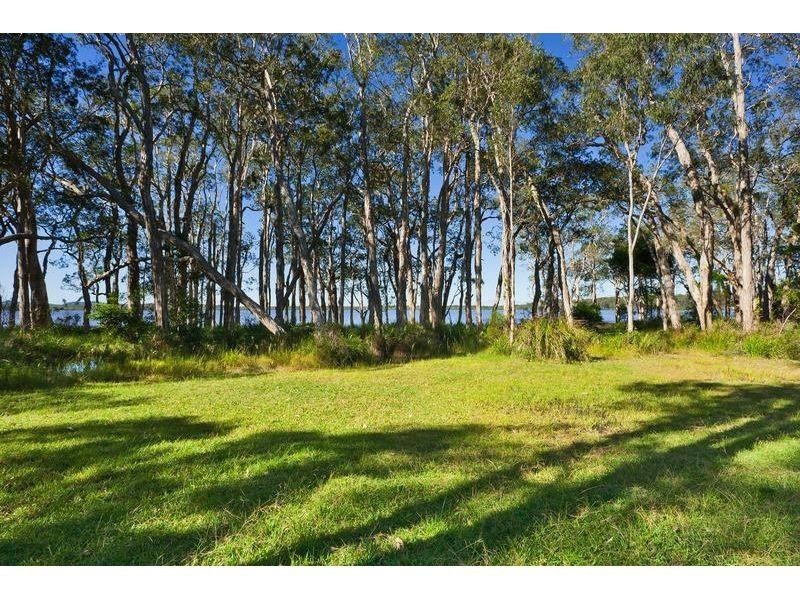 396 Lake Cooroibah Road, Cooroibah QLD 4565