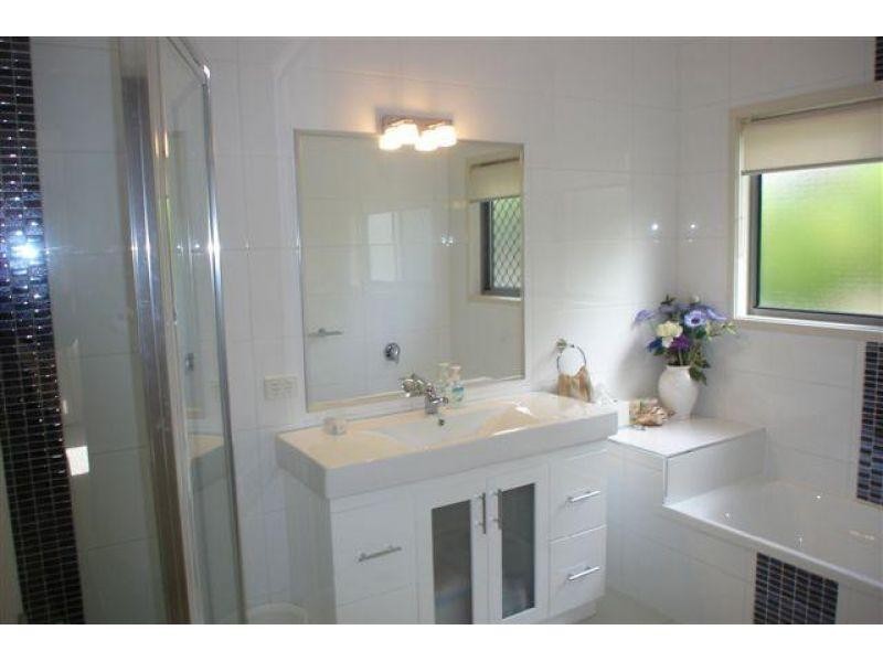 84 Gympie St, Tewantin QLD 4565