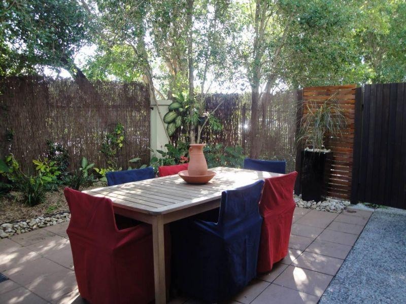 8/3 Beacon Court, Sunrise Beach QLD 4567