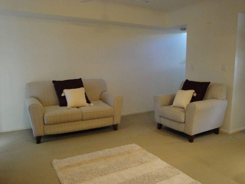8/3 Beacon Court, Sunrise Beach QLD 4567