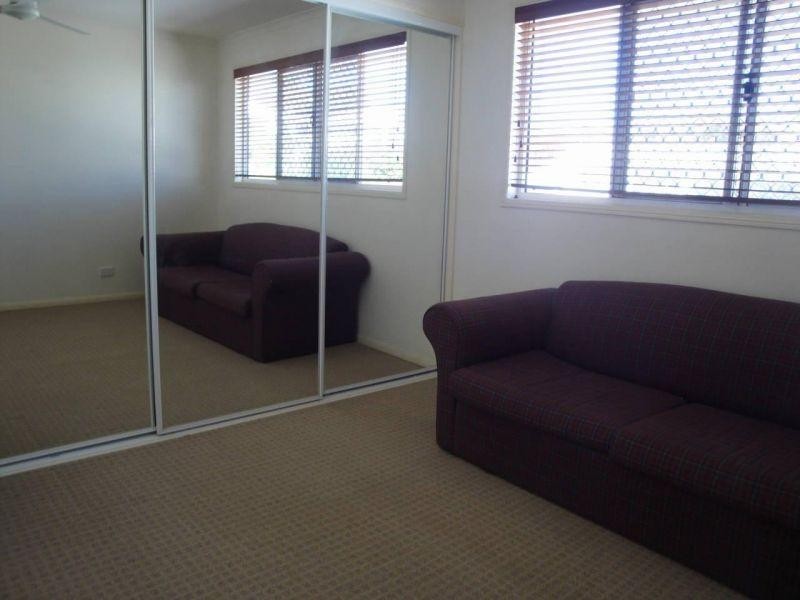 8/3 Beacon Court, Sunrise Beach QLD 4567