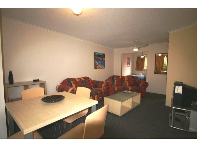 114/24 Lake Weyba Dr, Noosaville QLD 4566