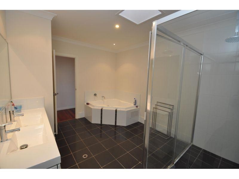 31 Cooroibah Cres, Tewantin QLD 4565