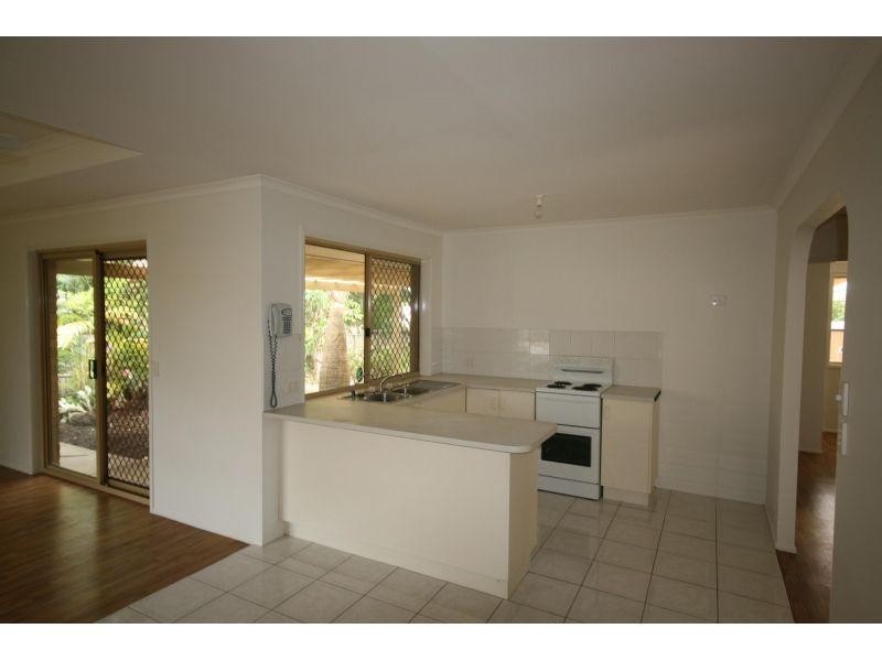 106 St Andrews Drive, Tewantin QLD 4565