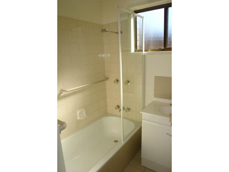 15 June Cres, Tewantin QLD 4565