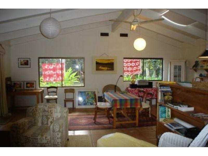 82 Francis Road, Kin Kin QLD 4571