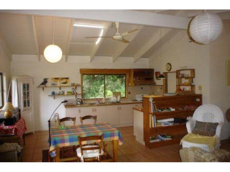 82 Francis Road, Kin Kin QLD 4571