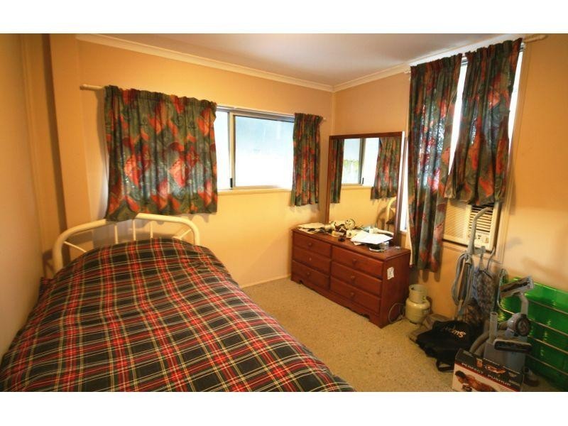 1 Campbell Lane, Monkland QLD 4570