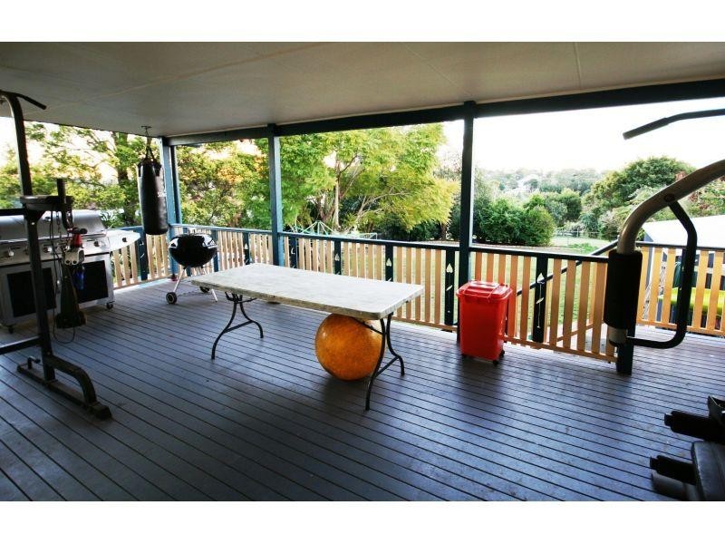 1 Campbell Lane, Monkland QLD 4570