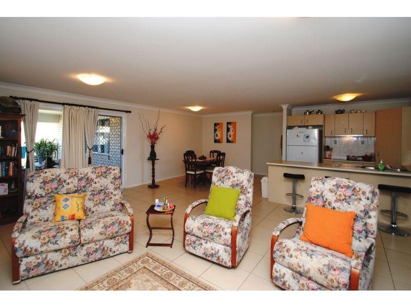 25 Federation Ct, Southside QLD 4570