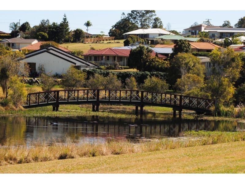 25 Federation Ct, Southside QLD 4570