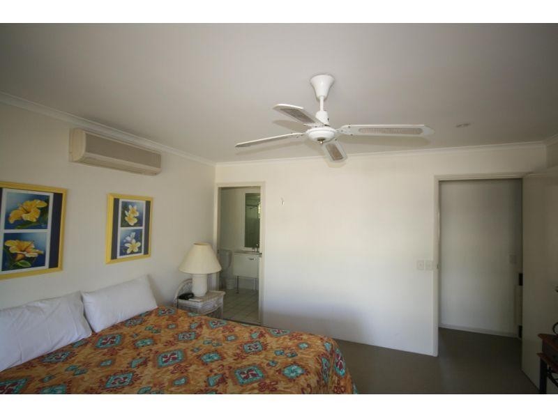 5/12 Robert Street, Noosaville QLD 4566