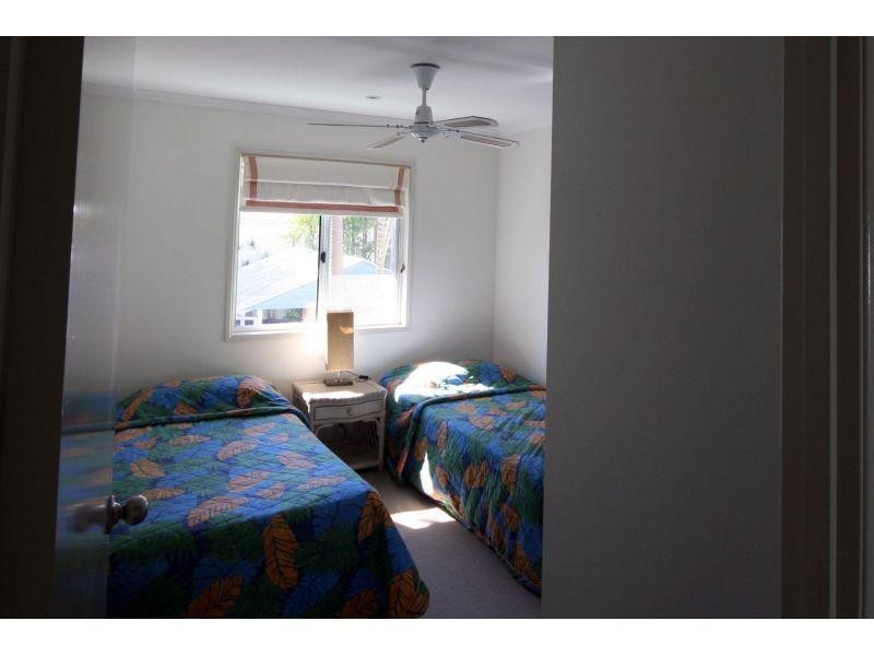 5/12 Robert Street, Noosaville QLD 4566