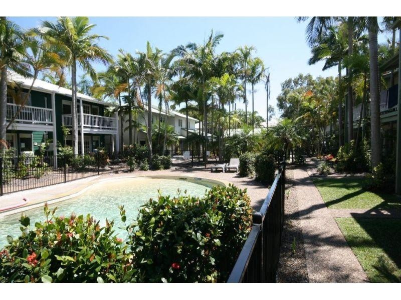 5/12 Robert Street, Noosaville QLD 4566