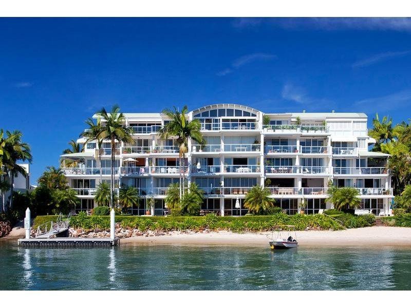 9/4 Quamby Place, Noosa Heads QLD 4567