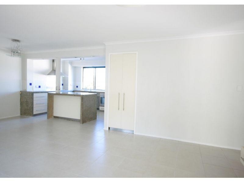 U3/4 Berrima Row, Noosa Heads QLD 4567