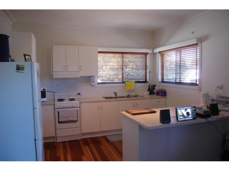 10 Hilton Terrace, Tewantin QLD 4565