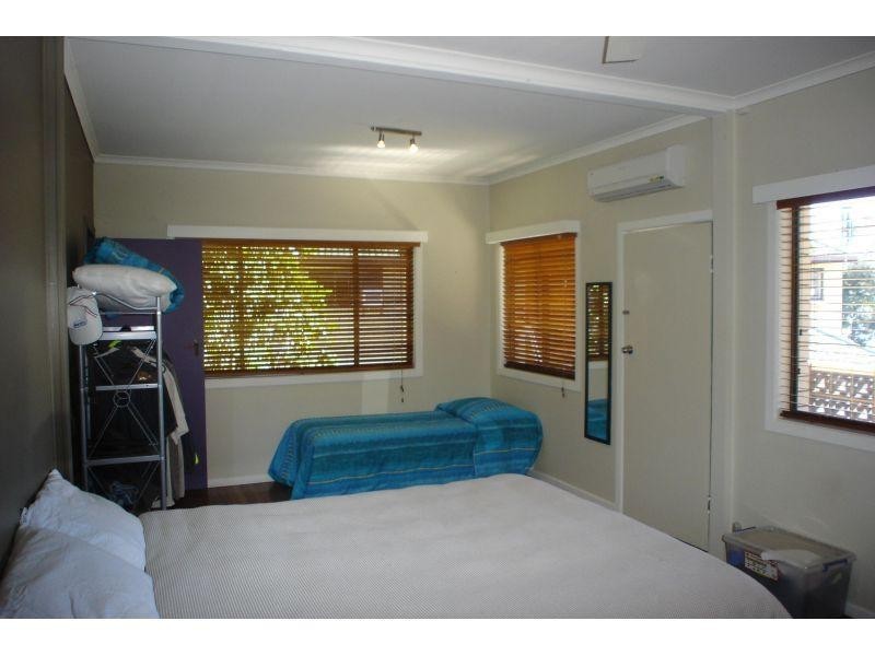 10 Hilton Terrace, Tewantin QLD 4565