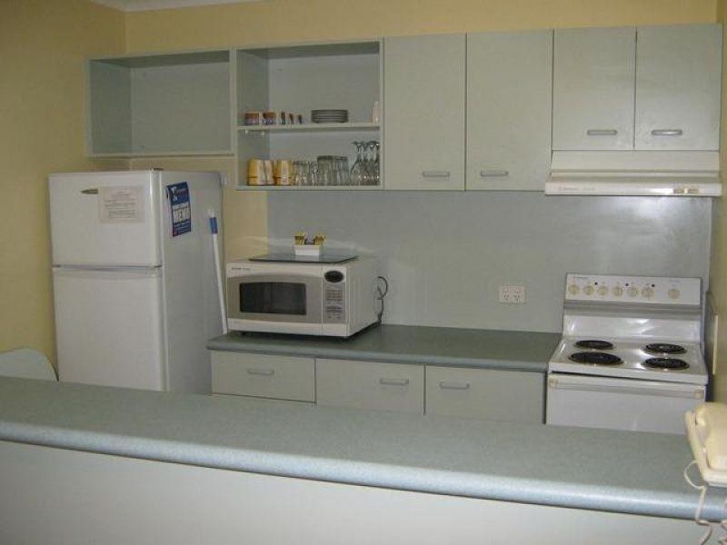 209/4 Lake Weyba Dr, Noosaville QLD 4566