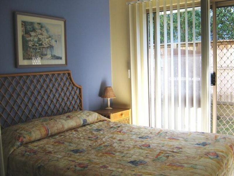 209/4 Lake Weyba Dr, Noosaville QLD 4566