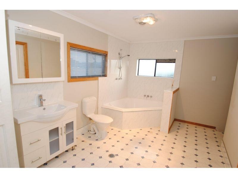 114 Janke Road, Widgee QLD 4570