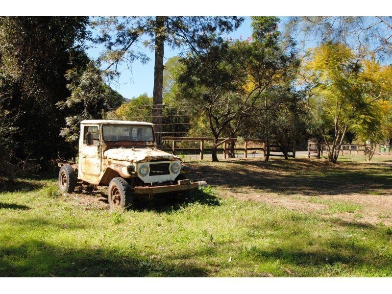 1611 Sandy Creek Road, Downsfield QLD 4570