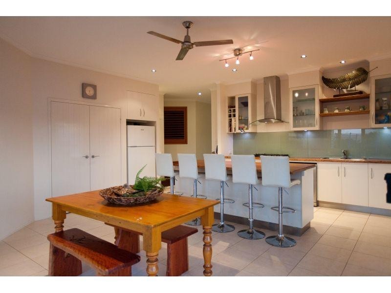 48 Directors Ct, Jones Hill QLD 4570