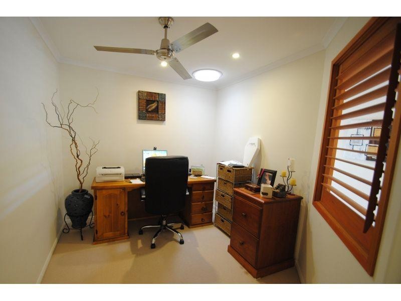48 Directors Ct, Jones Hill QLD 4570