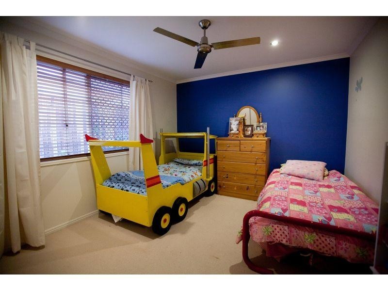 48 Directors Ct, Jones Hill QLD 4570