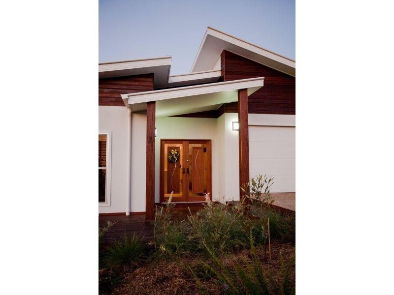 48 Directors Ct, Jones Hill QLD 4570